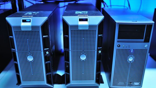 Infomaniak vs o2switch : quel hébergeur choisir en 2026 ?