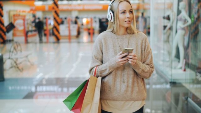 Protéger sa boutique WooCommerce sur WiFi public en 2026